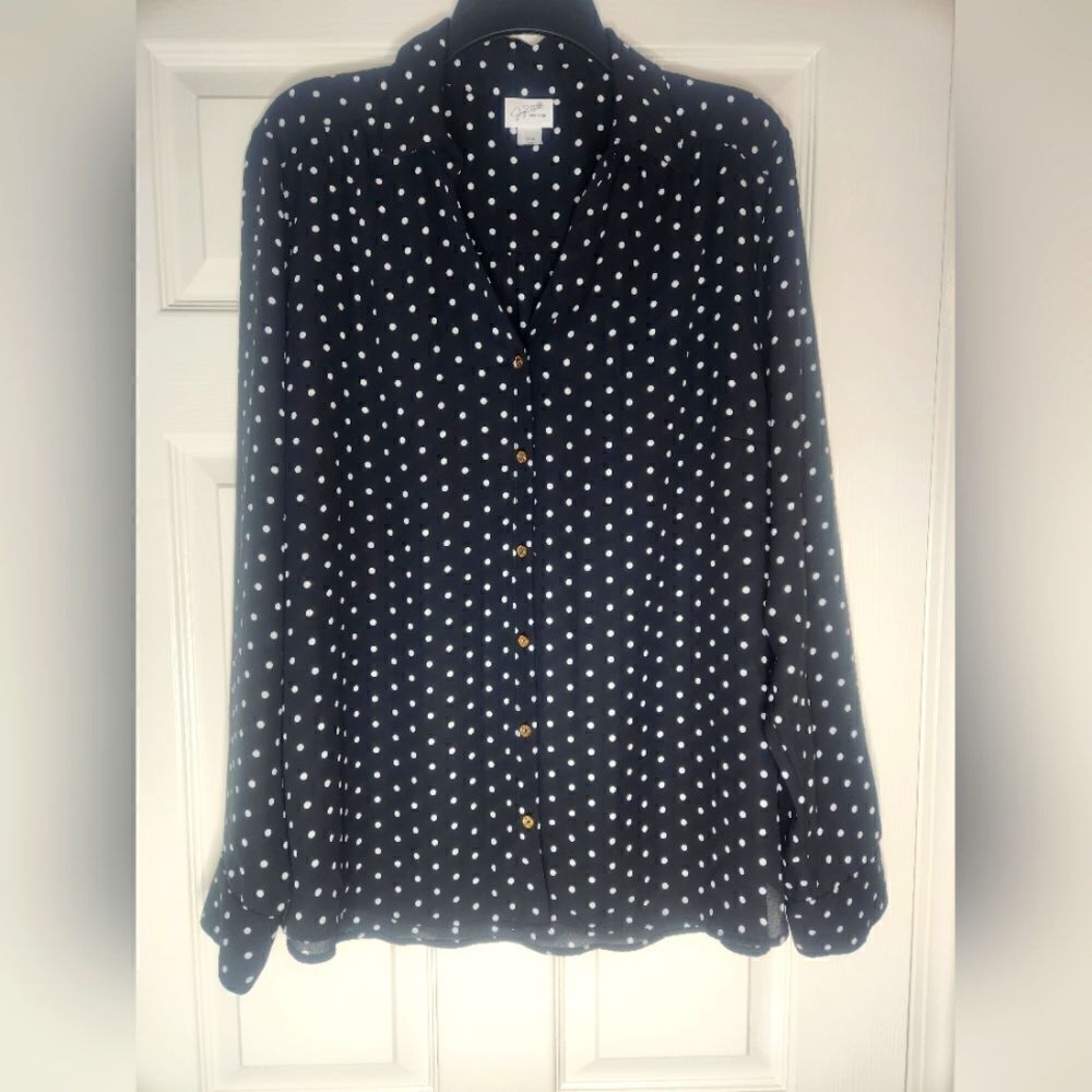 Jaclyn Smith collection XXL BlackWhite LngSlvs V-neck Collar Women’s Top Blouse